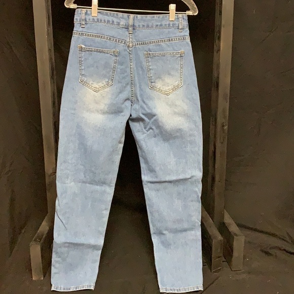 shein- high waisted lightly distressed jeans - Picture 4 of 8